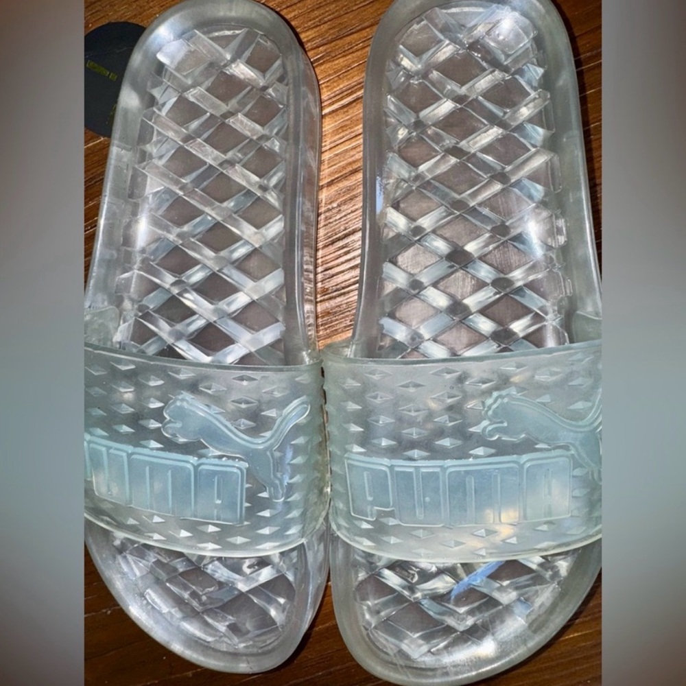 PUMA x Fenty Jelly Slides Gray Clear Sandals Size 7.5 Rihanna